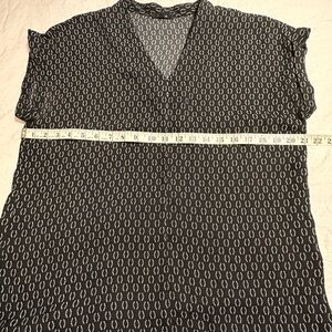 Pleione Black and White Patterned Midi Skirt